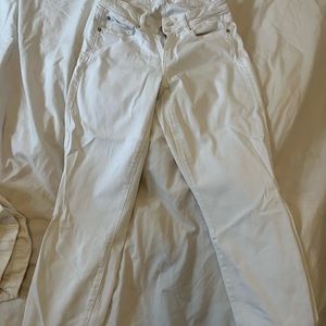 White skinny low rise jeans